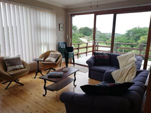 3 Bed House in Hersham