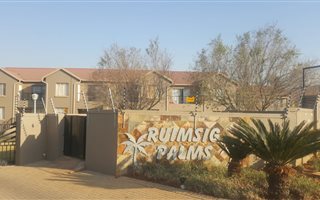 2 Bedroom Apartment in Ruimsig