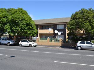 2 Bed Apartment in Goodwood Estate