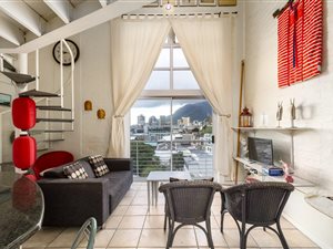 2 Bed Apartment in Green Point
