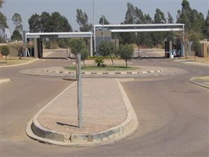 417 m² Land available in Century Manor Estate