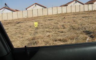 408 m² Land available in Clayville East