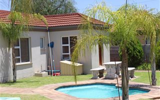 3 Bedroom House in Keidebees