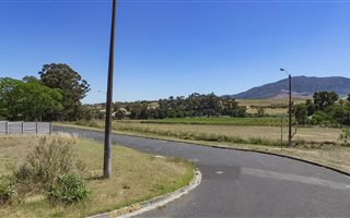 473 m² Land available in Wellington Central