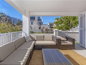 4 Bed House in Jamestown