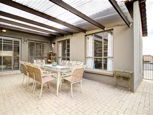 3 Bed House in Boardwalk