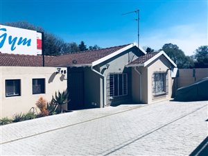 380 m² Commercial space in Parkmore