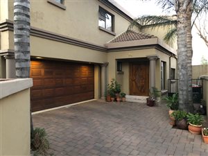 3 Bed House in Highveld