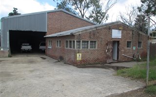 678 m² Commercial space in Reeston
