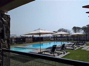 3 Bed Townhouse in Modderfontein