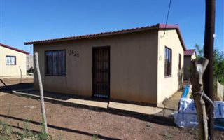 2 Bedroom House in Finetown
