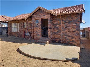 3 Bed House in Shalimar Ridge