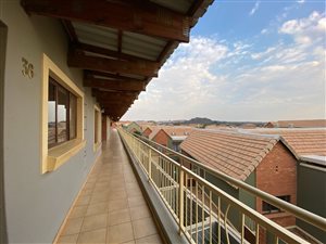 2 Bed Apartment in Bronberg