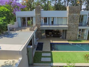 5 Bed House in Waterkloof Ridge