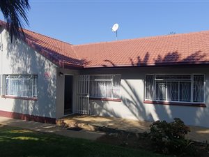 3 Bed House in General Alberts Park