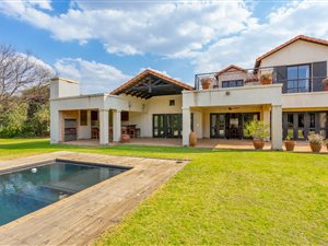 5 Bed House in Dainfern