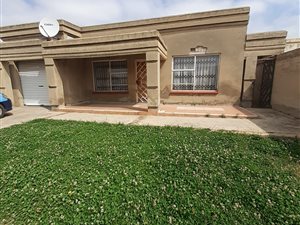 3 Bed House in Geluksdal
