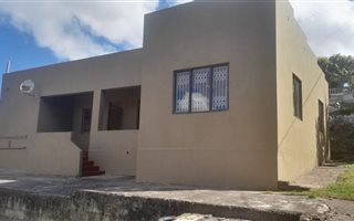 4 Bedroom House in Chatsworth Central