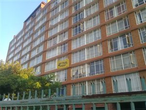 1 Bed Apartment in Weavind Park