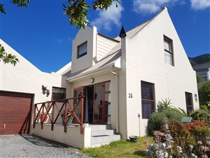 3 Bedroom House in Onrus