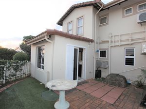 2 Bed Simplex in Sunningdale