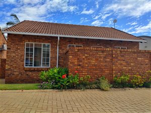 2 Bed Townhouse in Amberfield Heights