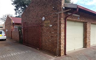 3 Bedroom Townhouse in Rustenburg Central