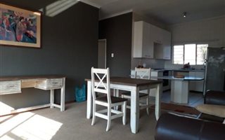 2 Bedroom Apartment in Mayfield Park