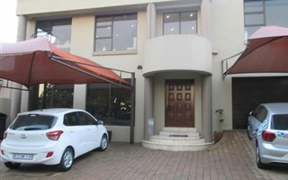 1 Bedroom House in Linden
