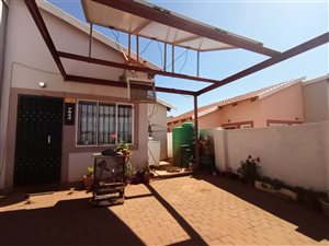 2 Bed House in Savanna City