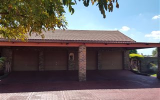 4 Bedroom House in Vereeniging