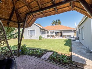 4 Bed House in Blairgowrie