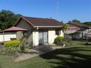 1 Bed Townhouse in Uvongo