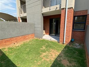 1 Bed Townhouse in Edenglen