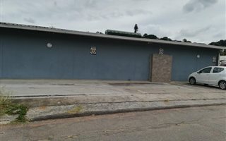110 m² Industrial space in Park Hill