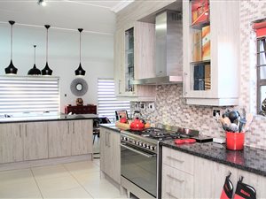 3 Bed House in Ruimsig AH