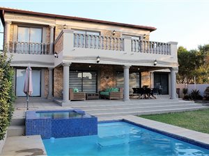 3 Bed House in Ruimsig AH