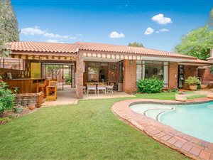 2 Bed House in Paulshof