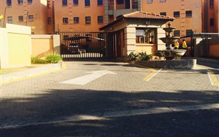 2 Bedroom Flat in Germiston Central