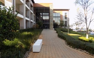 1042.34997558594 m² Office Space in Greenstone Hill