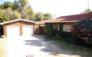 3 Bedroom House in Murrayfield