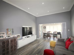 2 Bed Apartment in Eagle Canyon Golf Estate