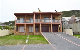5 Bedroom House in Agulhas