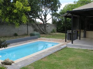 4 Bed House in West Bank