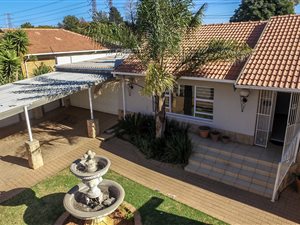 4 Bed House in Dawnview