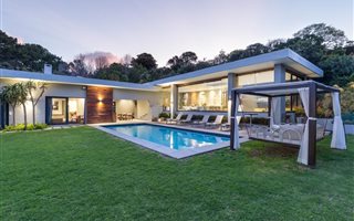 5 Bedroom House in Constantia Upper