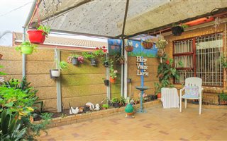 2 Bedroom Townhouse in Stellenberg