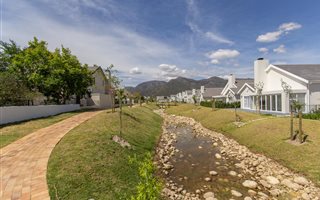 3 Bedroom House in Val de Vie