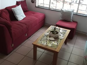 1 Bed Garden Cottage in Robindale