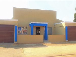 3 Bed House in Lenasia